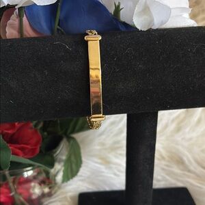 Gold Minimalist Hinged Bracelet